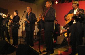 Το συγκρότημα Sierra Maestra από την Κούβα στο americalatina.gr