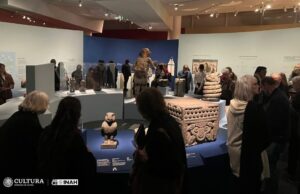 Κοσμοσυρροή για αρχαιολογικά εκθέματα του Μεξικού σε μουσείο στο Παρίσι