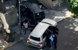 Βενεζουέλα: 6 νεκροί – Δείτε βίντεο από την “απαγωγή” στελέχους της αντιπολίτευσης από το καθεστώς