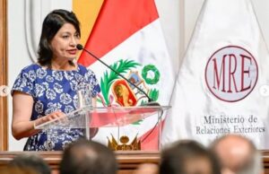 Απεβίωσε αιφνιδίως σε ηλικία 58 ετων η πρώην Υπουργός Εξωτερικών του Περού Άνα Σεσίλια Χερβάσι