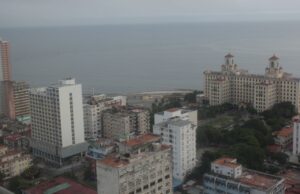 Εντείνεται η κρίση στην Κούβα: Το καθεστώς μειώνει την ποσότητα ψωμιού που μοιράζει με “δελτίο”