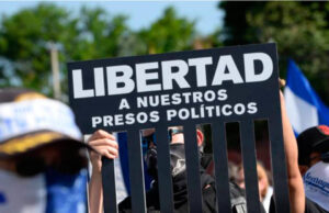 Το καθεστώς του Νικολάς Μαδούρο αποφυλάκισε δεκάδες πολιτικούς κρατούμενους
