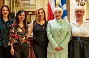 Πως η Κόστα Ρίκα ενισχύει τις εμπορικές σχέσεις με την Ελλάδα – Ο ρόλος του καφέ και των φρούτων