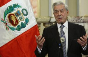 Η πολυτάραχη ζωή του Νομπελίστα Περουβιανού συγγραφέα Μάριο Βάργκας Γιόσα