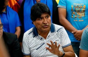 Αιματηρές ταραχές στη Βολιβία – Η κυβέρνηση ζήτησε τη σύλληψη του πρώην προέδρου Μοράλες