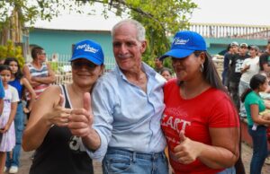 Ο Νάσρι Άσφουρα δήλωσε ότι είναι «έτοιμος να κυβερνήσει» την Ονδούρα μετά τη νίκη του στις εκλογές