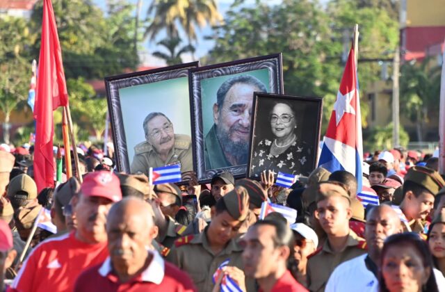 cuba multitud imagenes castro