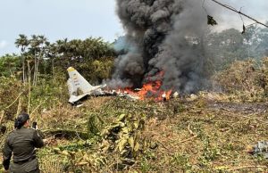 Που οφείλεται η τραγωδία με τη συντριβή μεταγωγικού αεροσκάφους στην Κολομβία με 66 νεκρούς