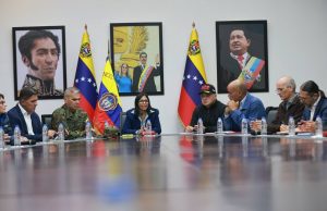 Δέσμη οικονομικών μέτρων για τους πληγέντες από τον σεισμό στη Βενεζουέλα εν μέσω λαϊκής οργής