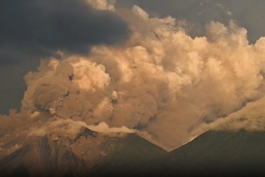 Σε κόκκινο συναγερμό 18 κοινότητες στη Γουατεμάλα από την έκρηξη ηφαιστείου – Δείτε ΒΙΝΤΕΟ